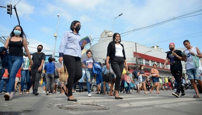 Covid-19: Brasil registrou 640 mortes e 179,8 mil casos no sábado